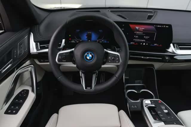 BMW X1 (2026) thumbnail 3