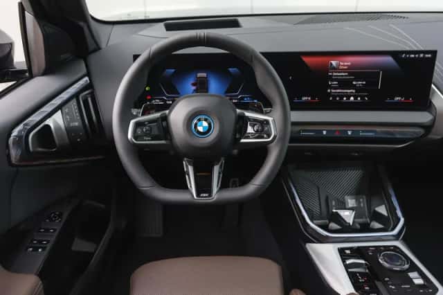 BMW X3 (2026) thumbnail 3