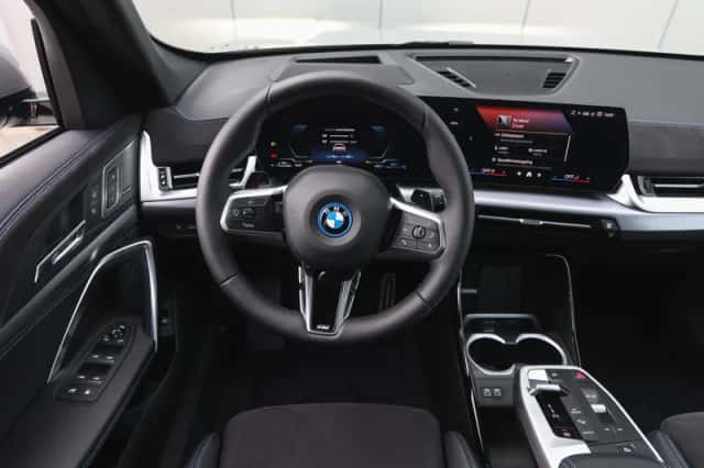 BMW X1 (2026) thumbnail 3