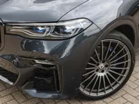 BMW X7 (2021) thumbnail 45