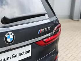 BMW X7 (2021) thumbnail 49