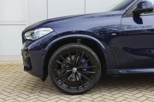 BMW X5 (2023) thumbnail 5