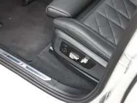 BMW X5 (2024) thumbnail 13