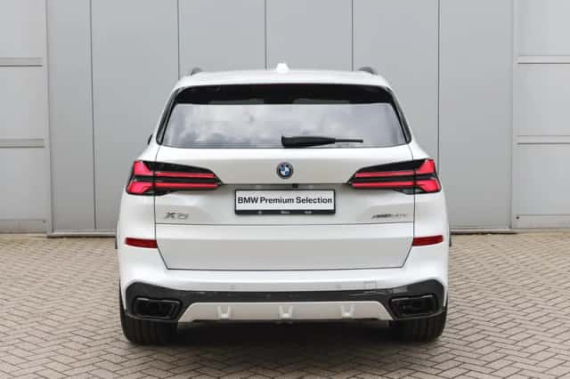 BMW X5 (2024) thumbnail 6