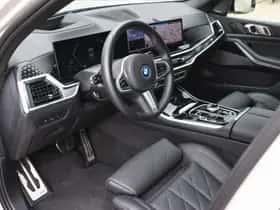 BMW X5 (2024) thumbnail 9