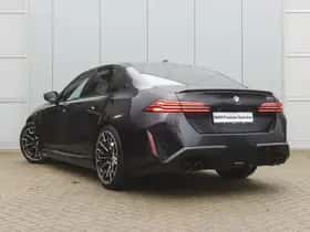 BMW 5-Serie (2024) thumbnail 2