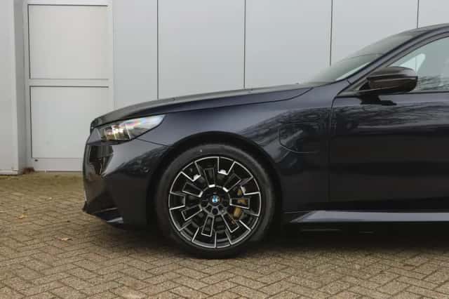 BMW 5-Serie (2024) thumbnail 3