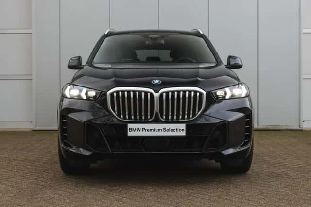 BMW X5 (2024) thumbnail 5