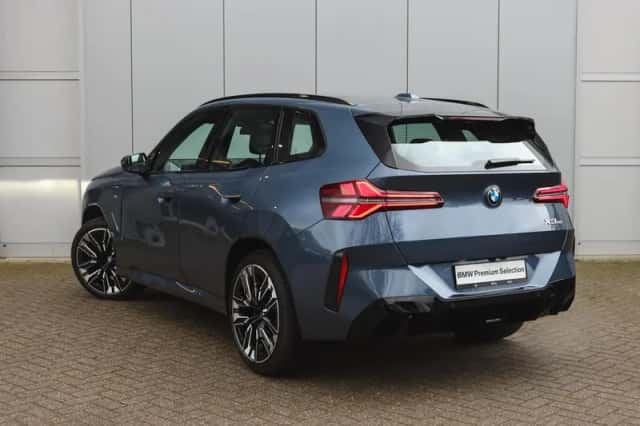 BMW X3 (2025) thumbnail 2