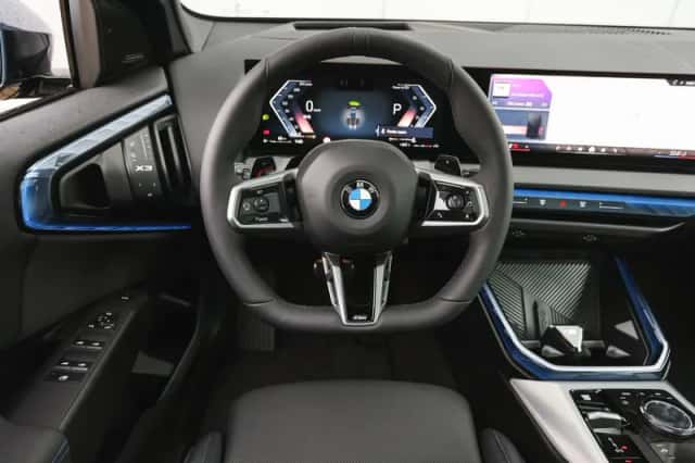BMW X3 (2025) thumbnail 3