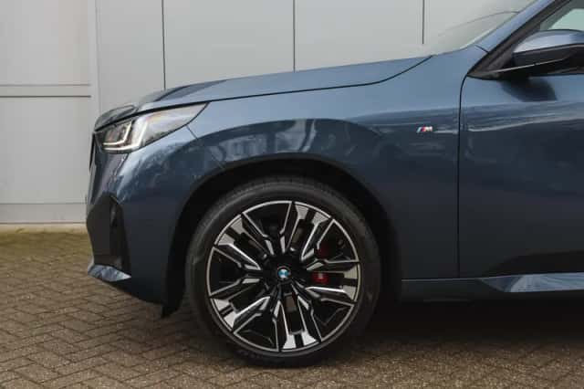 BMW X3 (2025) thumbnail 4