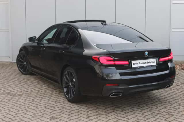 BMW 5-Serie (2023) thumbnail 2