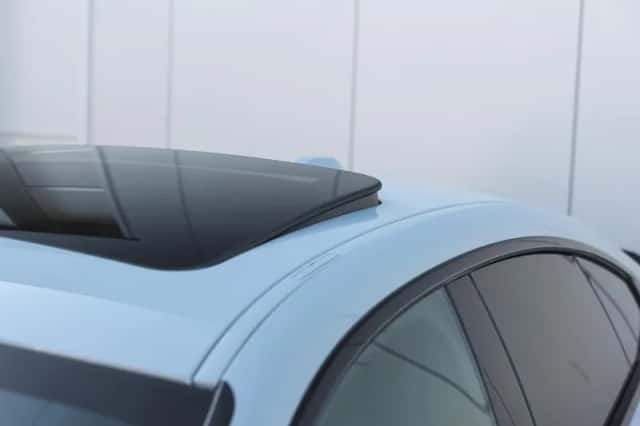 BMW i4 (2026) thumbnail 4