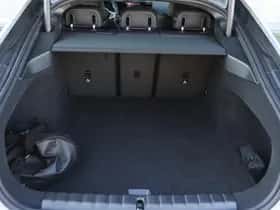 BMW i4 (2026) thumbnail 33