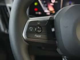BMW iX (2026) thumbnail 17