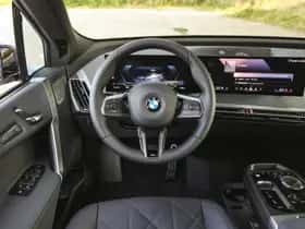 BMW iX (2026) thumbnail 3