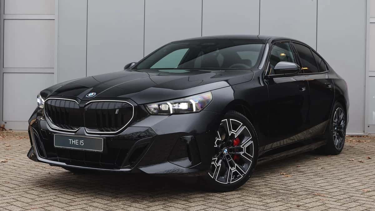 BMW i5 (2026) — foto 1