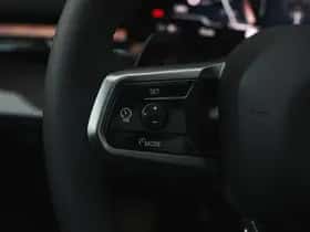BMW i5 (2026) thumbnail 16