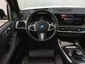 BMW X5 (2025) thumbnail 3