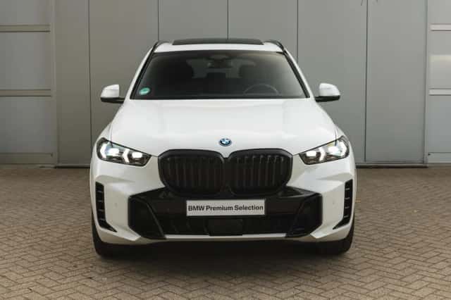 BMW X5 (2025) thumbnail 6