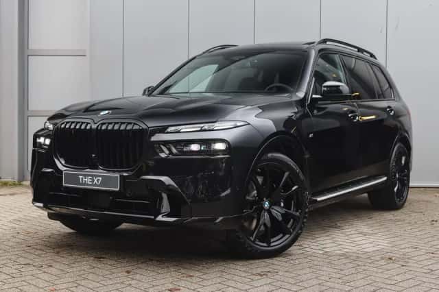 BMW X7 (2026) thumbnail 1