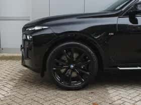 BMW X7 (2026) thumbnail 5
