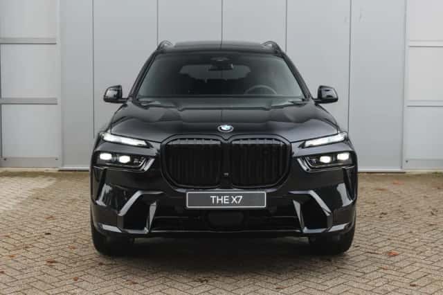 BMW X7 (2026) thumbnail 6