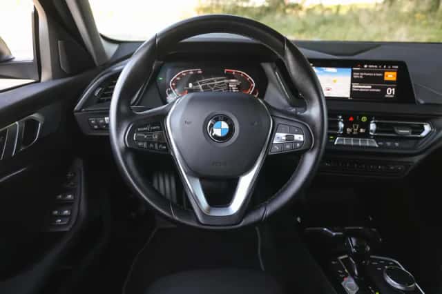 BMW 1-Serie (2022) thumbnail 3