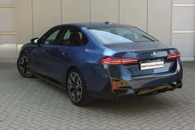 BMW 5-Serie (2025) thumbnail 2