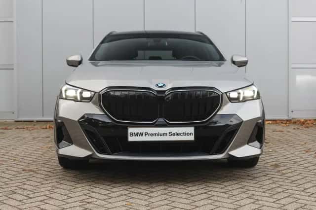 BMW 5-Serie (2025) thumbnail 6