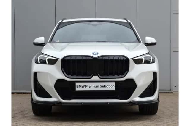 BMW X1 (2025) thumbnail 2