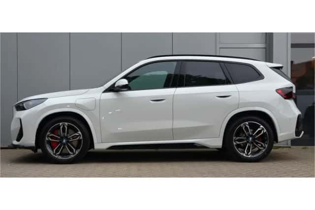 BMW X1 (2025) thumbnail 3