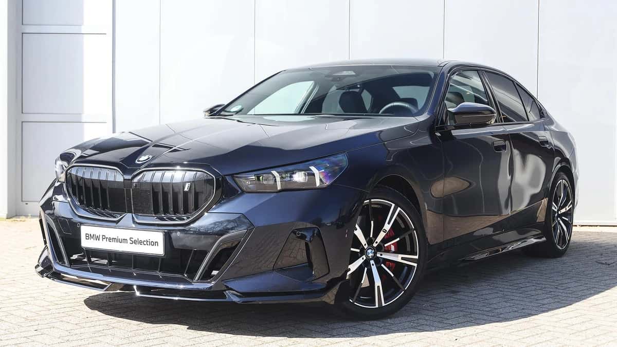 BMW i5 (2025) — foto 1