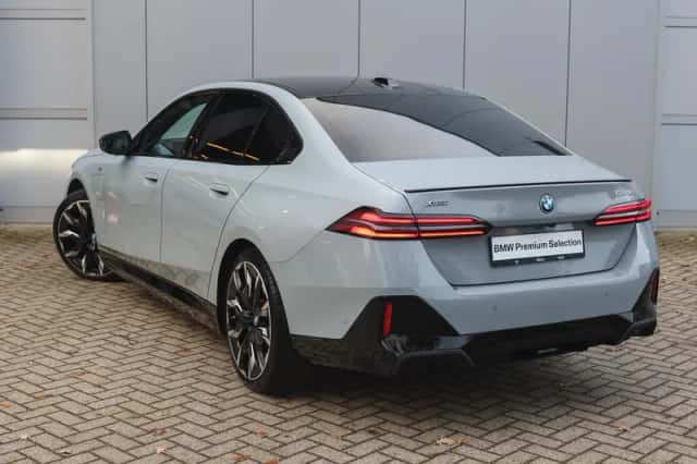 BMW 5-Serie (2025) thumbnail 2