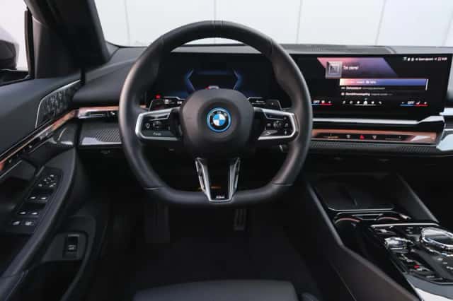 BMW 5-Serie (2025) thumbnail 3