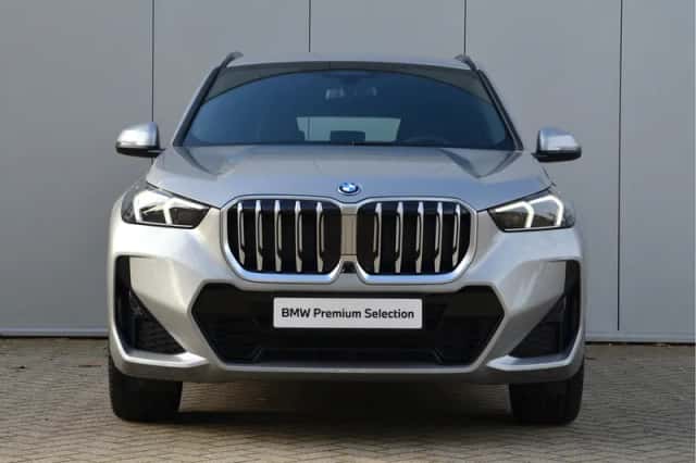 BMW X1 (2025) thumbnail 2