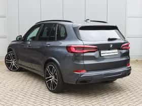 BMW X5 (2020) thumbnail 2