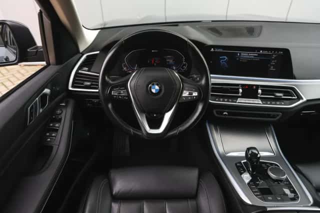 BMW X5 (2020) thumbnail 3