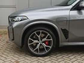 BMW X5 (2024) thumbnail 5