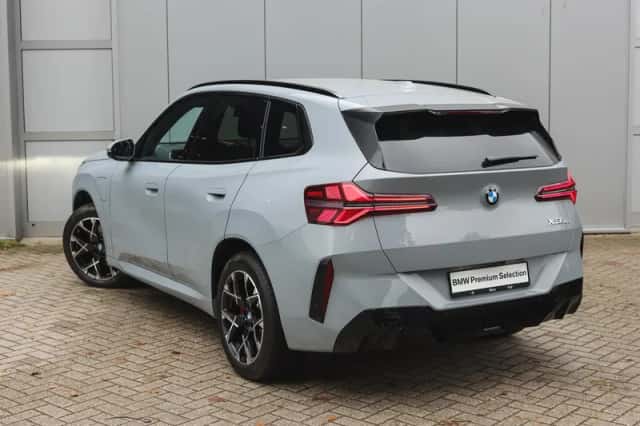 BMW X3 (2025) thumbnail 2