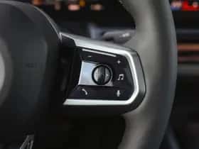 BMW i5 (2026) thumbnail 18
