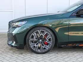BMW i5 (2026) thumbnail 4