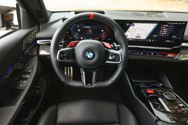 BMW 5-Serie (2025) thumbnail 3