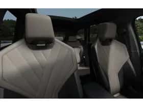 BMW iX3 (2026) thumbnail 9
