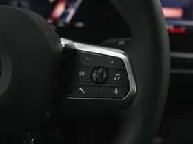 BMW iX1 (2025) thumbnail 16