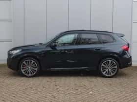 BMW iX1 (2025) thumbnail 8
