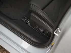 BMW iX2 (2025) thumbnail 13