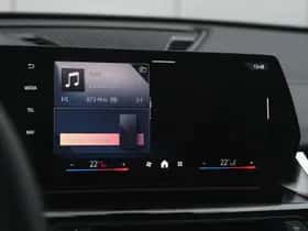 BMW iX2 (2025) thumbnail 23