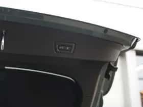 BMW i4 (2025) thumbnail 35