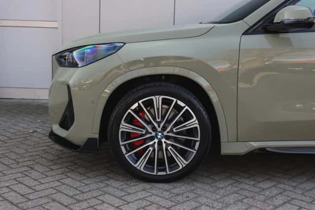 BMW iX1 (2026) thumbnail 5